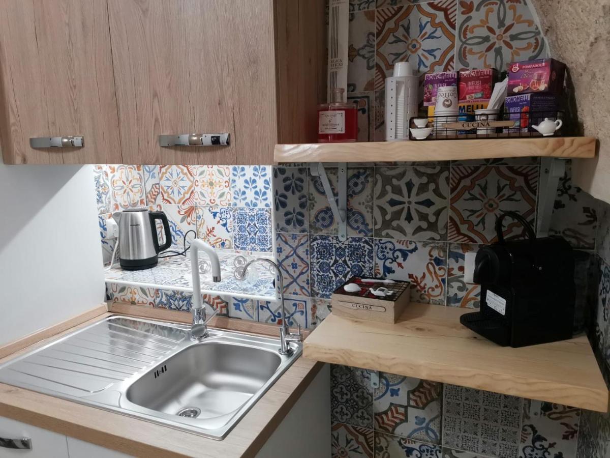 Salo Apartments مانفريدونيا المظهر الخارجي الصورة